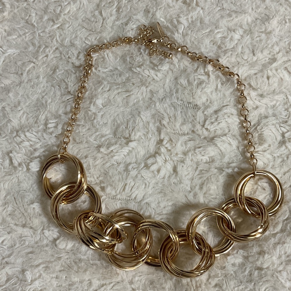 New York & Company Shiny Gold Interlocking Circle Necklace